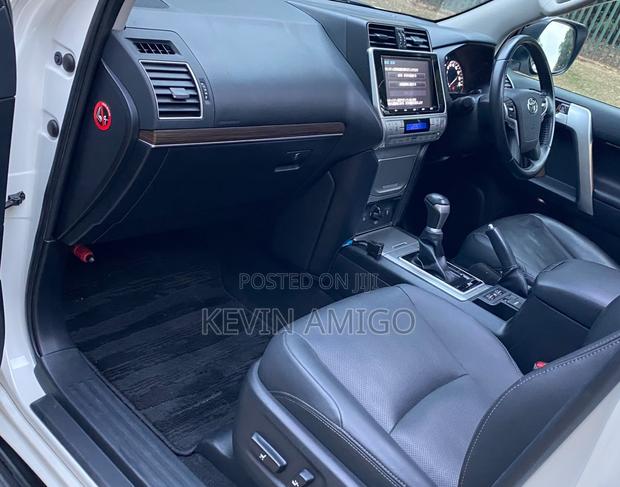 Toyota Land Cruiser Prado 2019 White