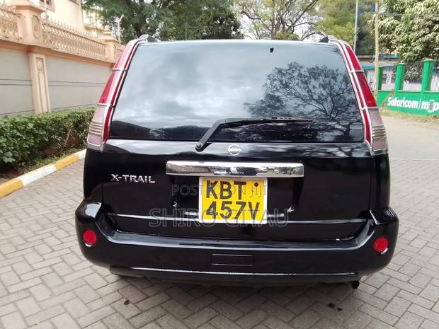 Nissan X-Trail 2.0 2006 Black