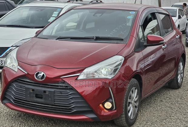 Toyota Vitz 1.3 FWD 5dr 2019 Maroon