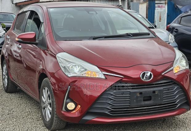 Toyota Vitz 1.3 FWD 5dr 2019 Maroon