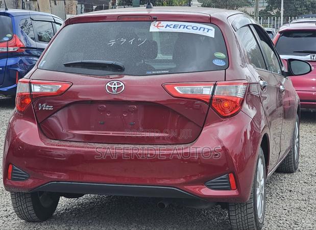 Toyota Vitz 1.3 FWD 5dr 2019 Maroon
