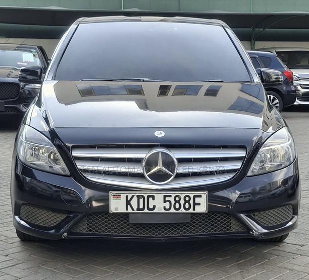Mercedes-Benz B-Class B180 Petrol 2014 Black