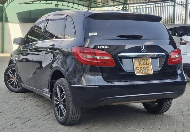 Mercedes-Benz B-Class B180 Petrol 2014 Black