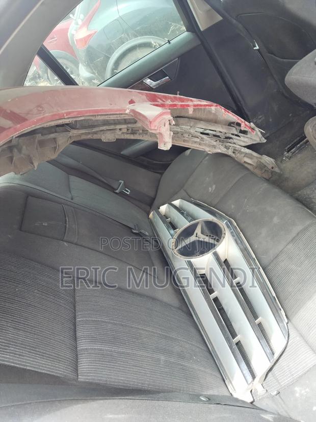Mercedes-Benz C200 2007 Red