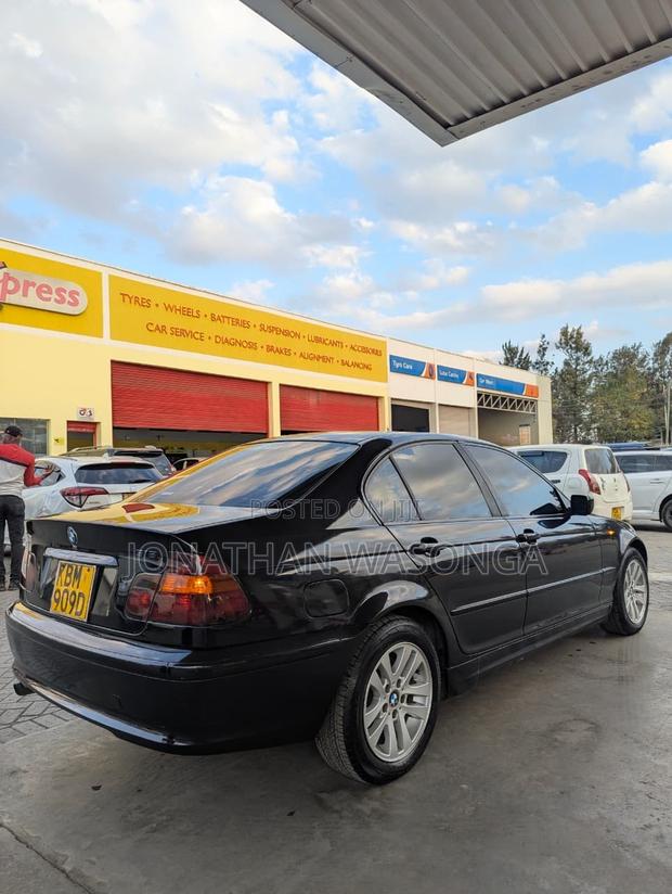 BMW 318i 2004 Black