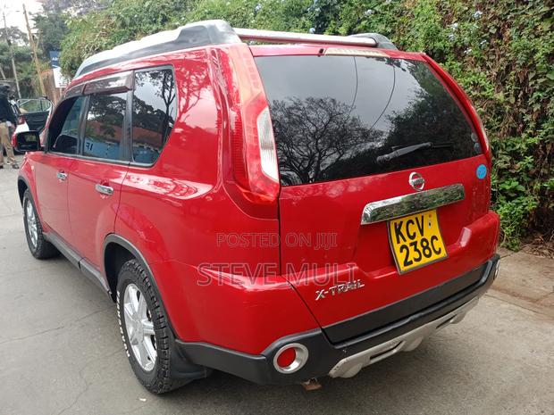 Nissan X-Trail 2.0 Petrol XE 2012 Red
