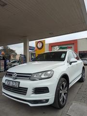Volkswagen Touareg 2014 White for sale