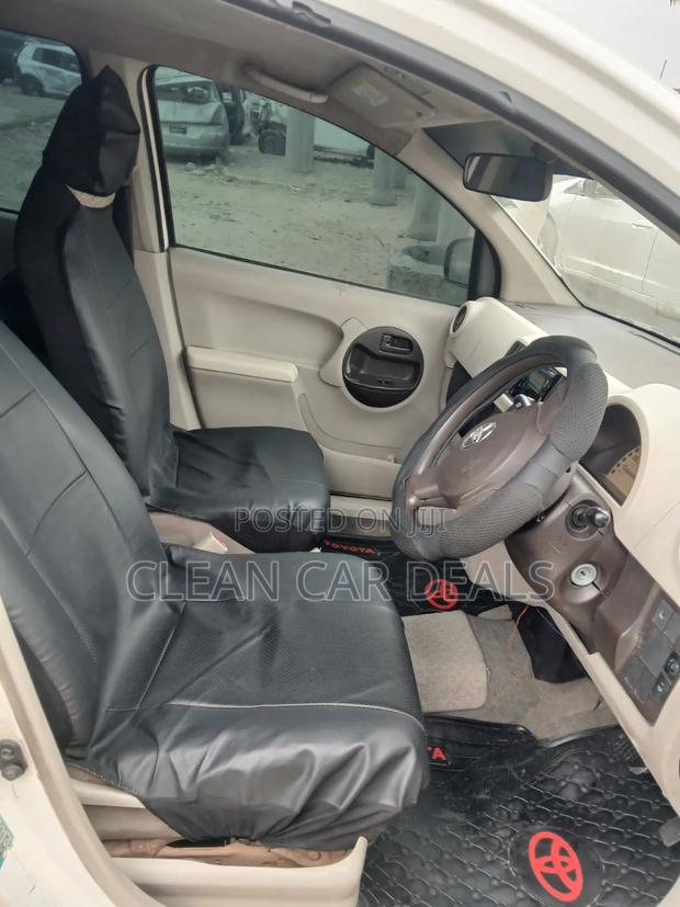 Toyota Passo 2014 White