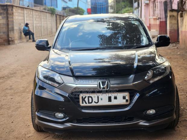 Honda Vezel 2015 Black