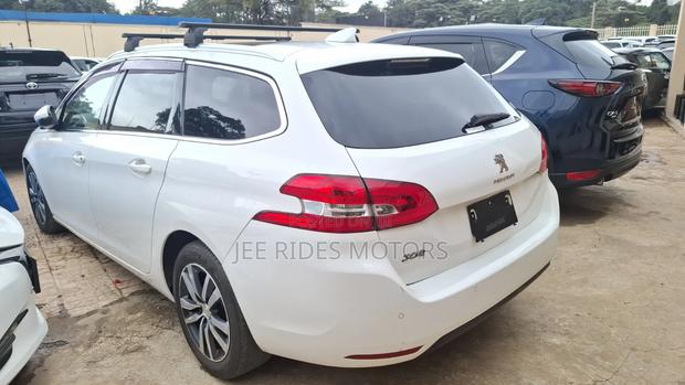 Peugeot 308 2018 White