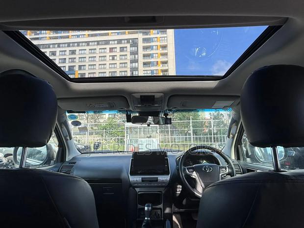 Toyota Land Cruiser Prado 2.8 2019 Black