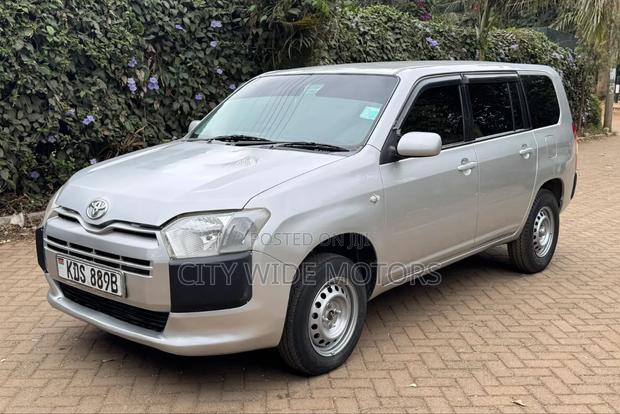 Toyota Probox 2017 Silver