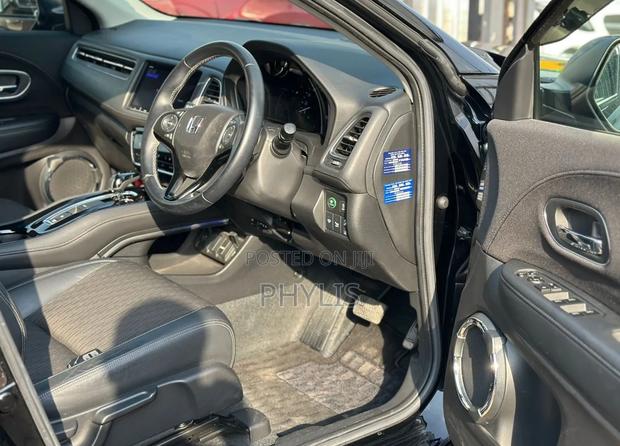 Honda Vezel 1.5 Hybrid 2WD 2020 Black