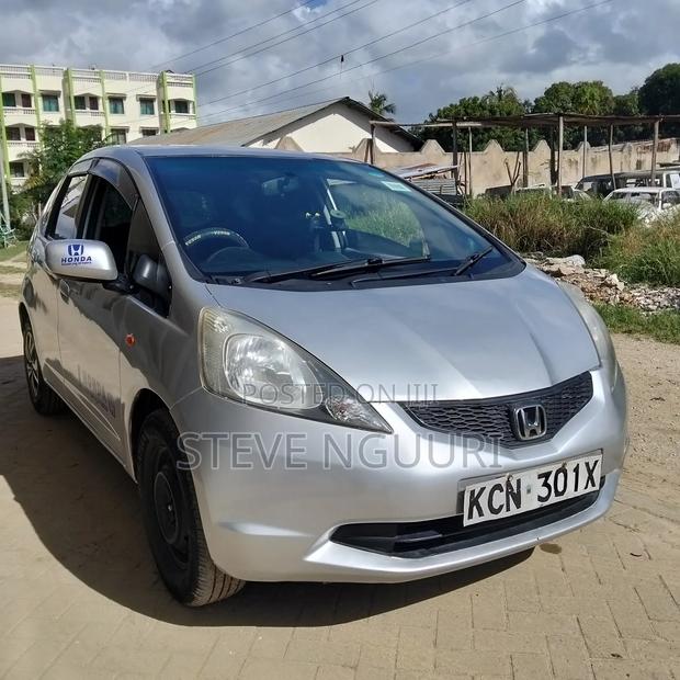 Honda Fit 2010 Silver