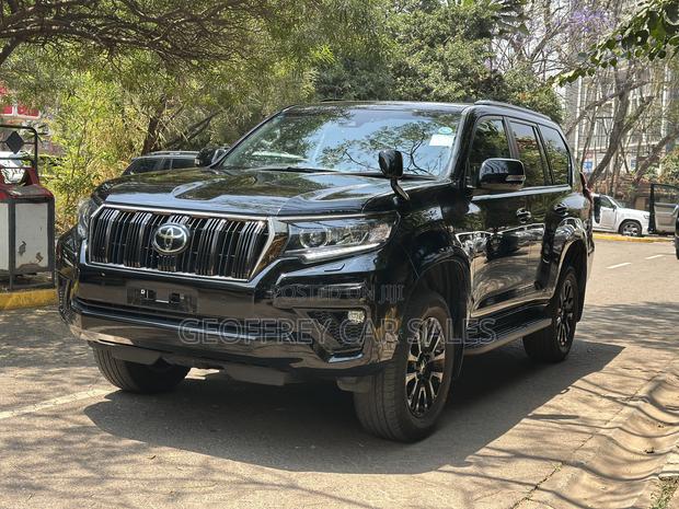 Toyota Land Cruiser Prado 2.7 2021 Black