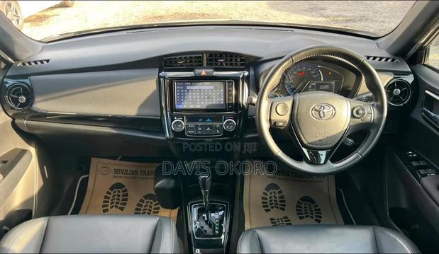 Toyota Corolla Fielder 2019 Black