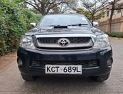 Toyota Hilux 2011 Black for sale