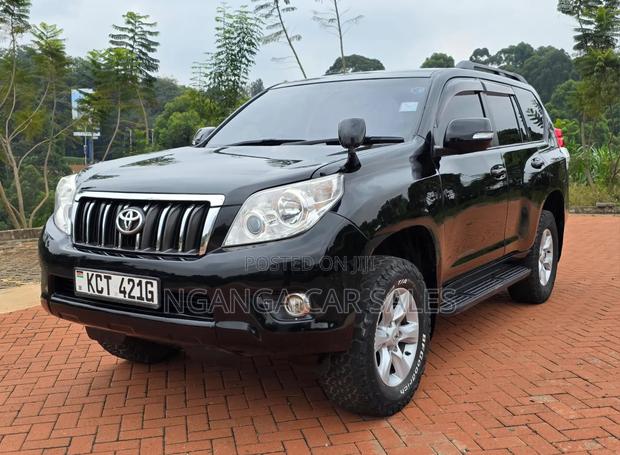 Toyota Land Cruiser Prado 2012 Black
