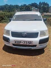 Toyota Succeed 2009 White for sale