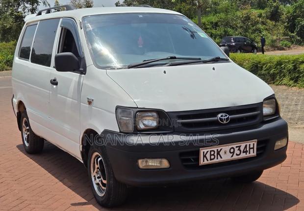 Toyota TownAce 2002 White