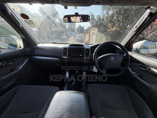 Toyota Land Cruiser Prado 3.0 D-4D 3dr 2006 Silver