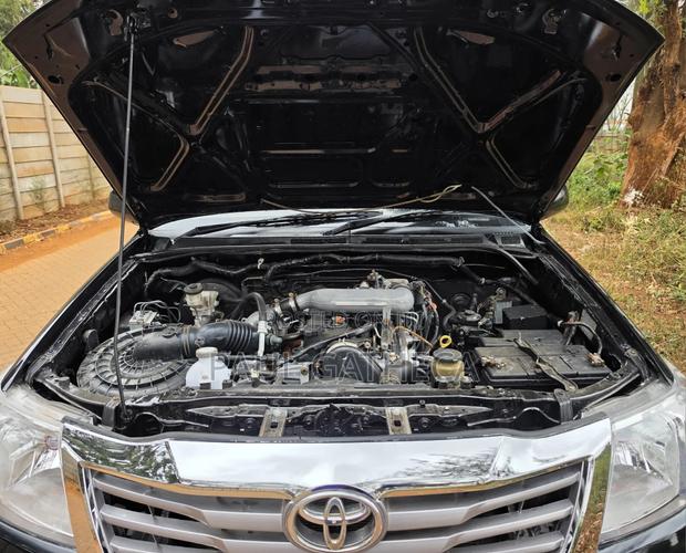 Toyota Hilux 2007 Black