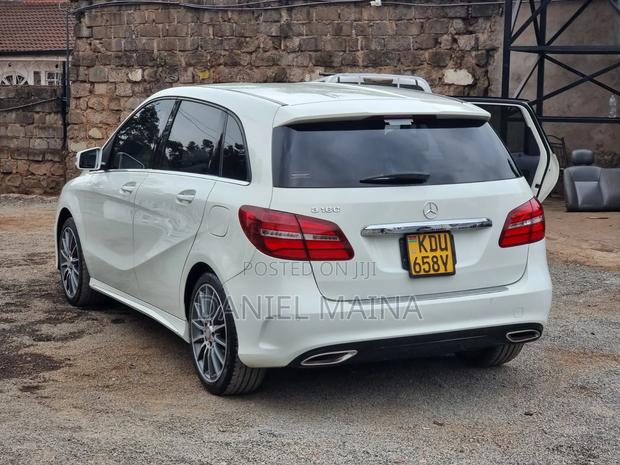 Mercedes-Benz B-Class 2017 White