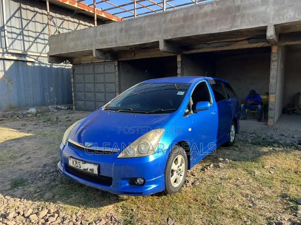 Toyota Wish 2006 Blue