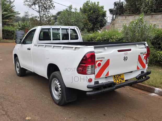 Toyota Hilux Revo Single Cab Deisel 2.4 RWD 2022 Pearl
