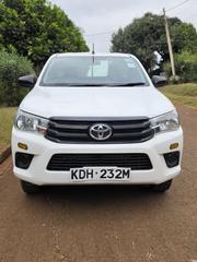 Toyota Hilux Revo Single Cab Deisel 2.4 RWD 2022 Pearl for sale