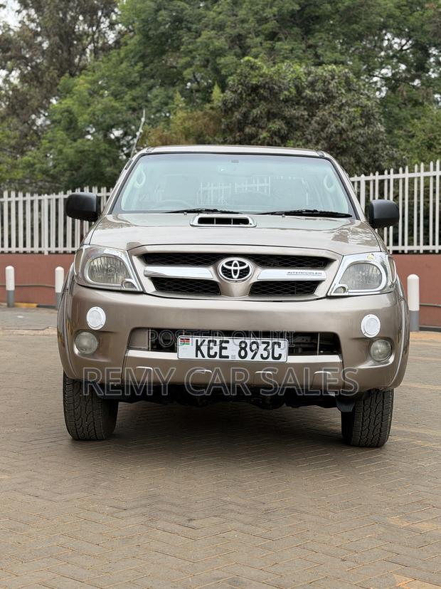 Toyota Hilux 2008 Silver
