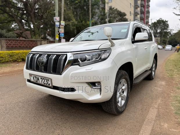 Toyota Land Cruiser Prado 2.7 2018 Off white