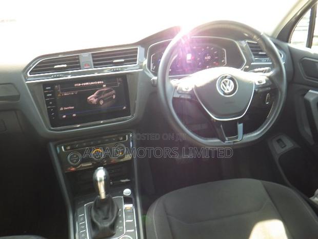 Volkswagen Tiguan 2019 Gray