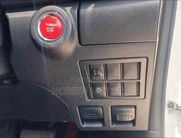 Toyota Fortuner 2019 Teal