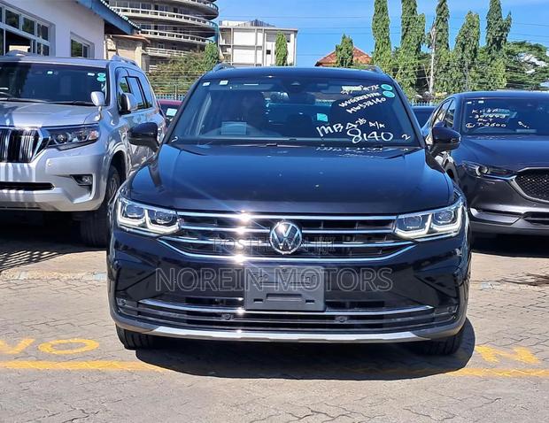 Volkswagen Tiguan 2019 Blue