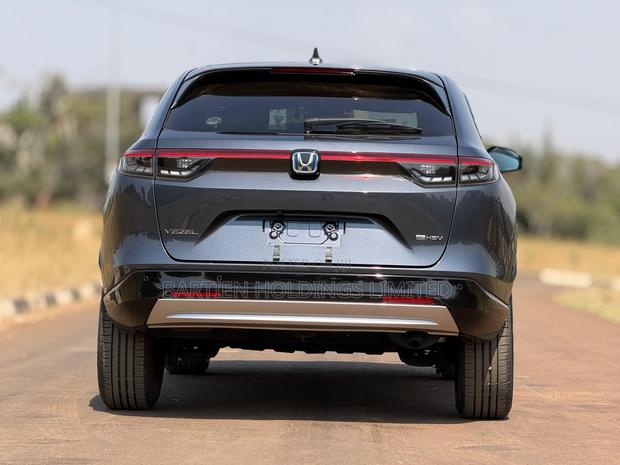 Honda Vezel 1.5 Hybrid 2WD 2021 Gray
