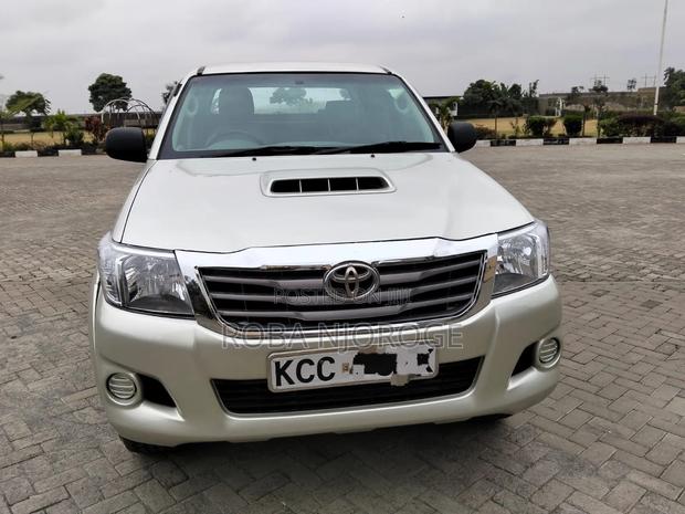 Toyota Hilux 3.0 D-4D Double Cab 2008 Silver