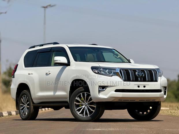 Toyota Land Cruiser Prado 2.8 2021 White