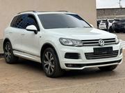 Volkswagen Touareg 2014 White for sale
