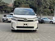 Toyota Voxy V 2WD 7-Seater 2019 White for sale