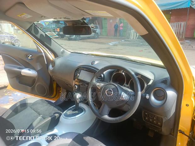 Nissan Dualis 2018 Yellow