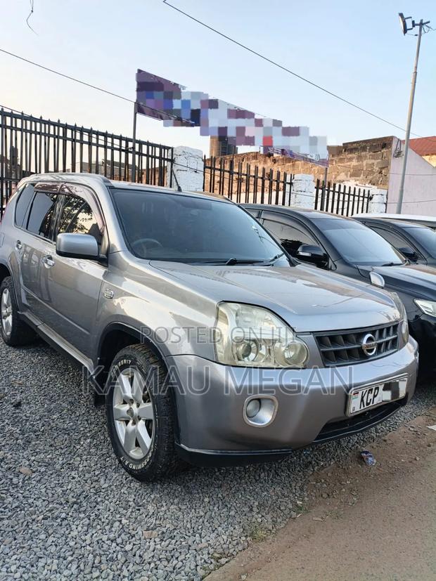 Nissan X-Trail 2.0 Petrol XE 2011 Gray