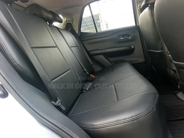 Toyota Raize 2019 Silver