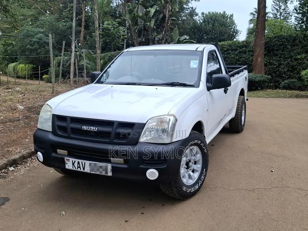 Isuzu D-MAX 2006 White