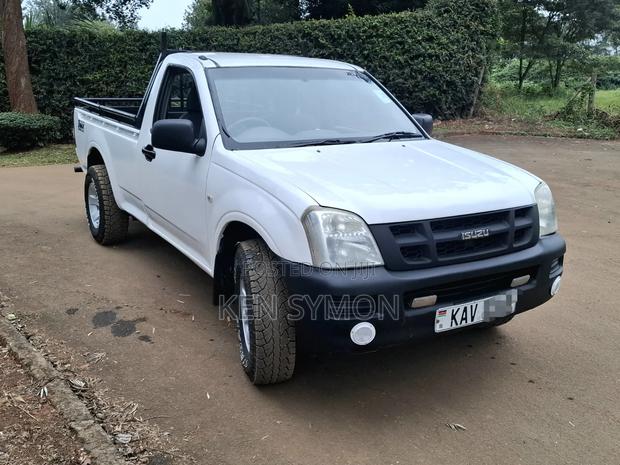 Isuzu D-MAX 2006 White