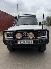Toyota Land Cruiser 4x4 2007 White for sale