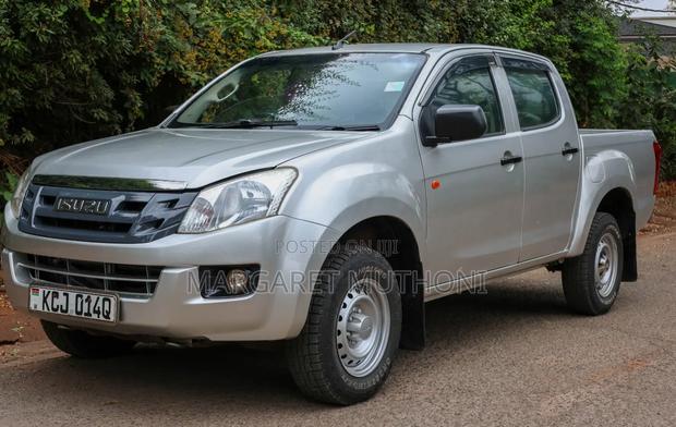 Isuzu D-MAX 2015 Silver