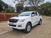 Toyota Hilux 2013 Off white for sale
