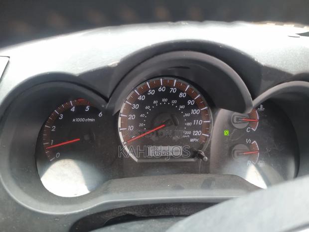 Toyota Hilux 2013 Off white