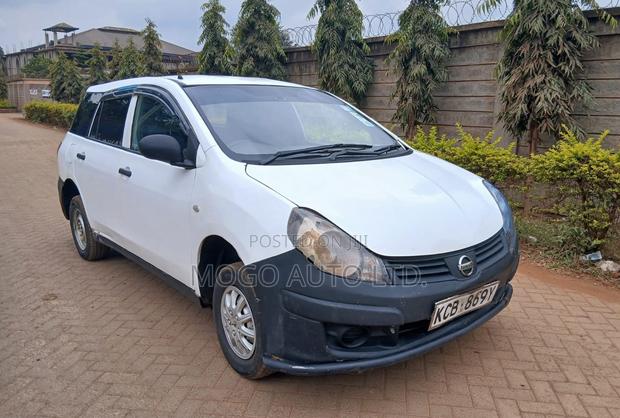 Nissan Advan 2007 White